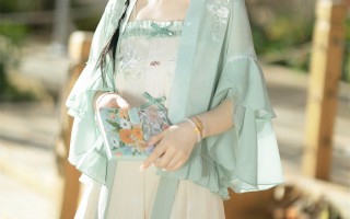 汉服小吊带穿搭女，汉服小吊带穿搭女图片