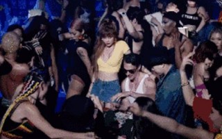 夜场女王恶搞视频，夜场女王恶搞视频在线观看